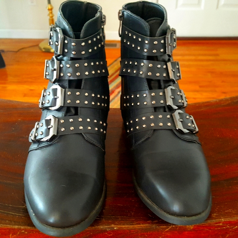 Gorgeous Black Buckle Ankle Boots - Women's 10